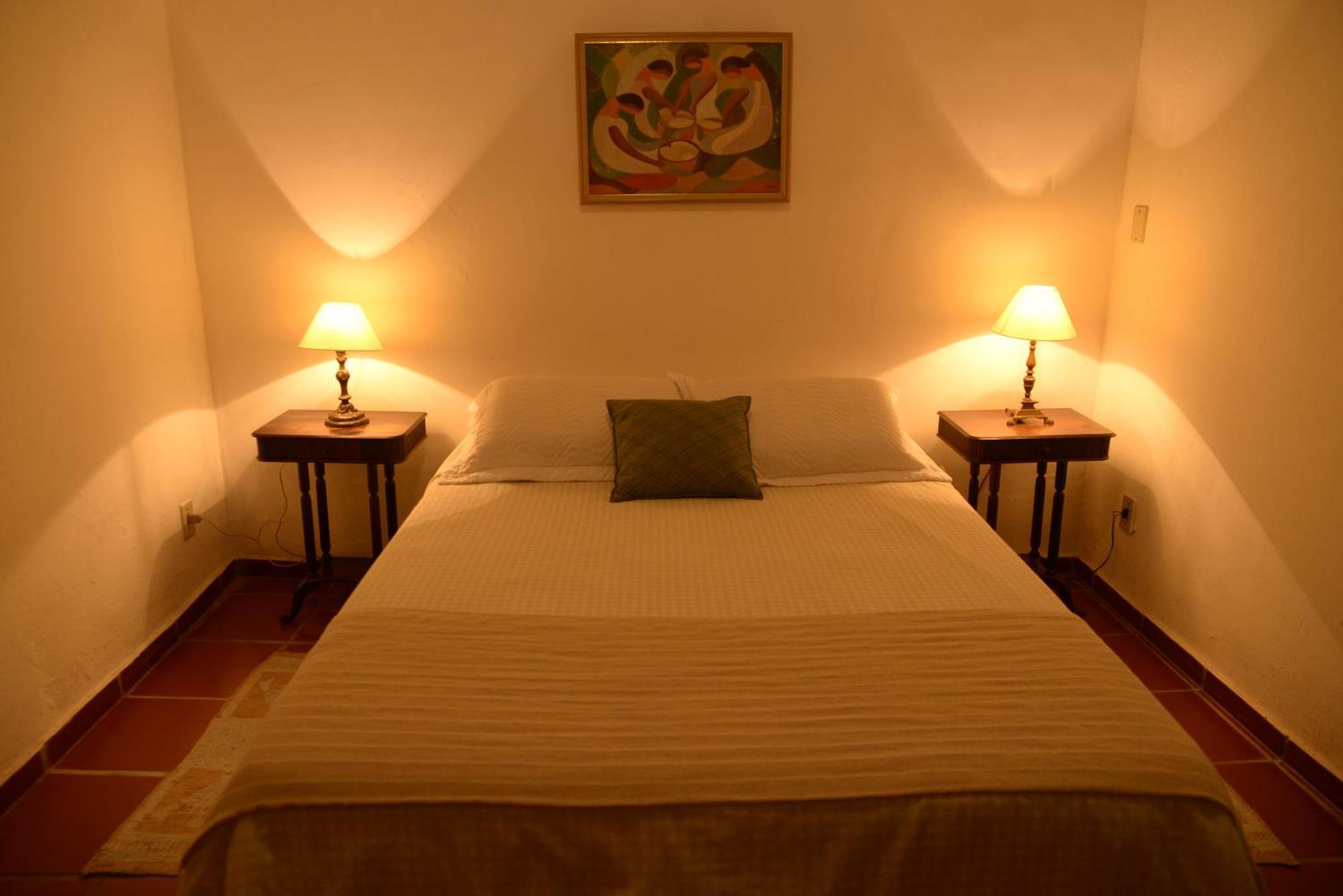 Hotel Pousada Esmeralda อิตาชายยา ภายนอก รูปภาพ